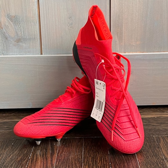 Adidas Predator Men’s 19.1 Soft Ground Soccer Cleats - Picture 4 of 8